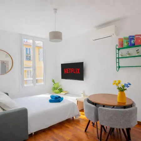 Apartment Carre D'or - Spacieux & Calme - Ac *